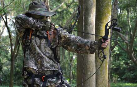 How To Use a Safety Harness for Tree Stand Hunting?